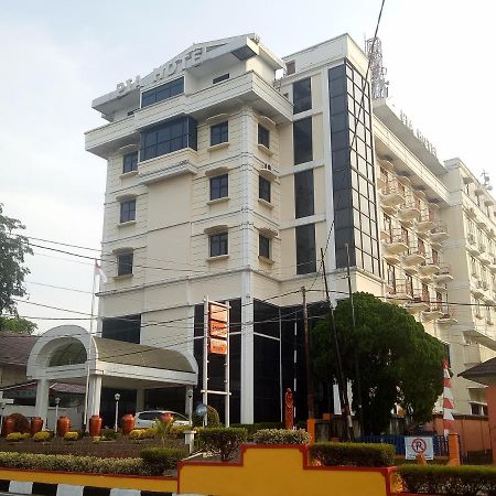 Hotel Bumi Asih Padangsidimpuan Batubelubang Eksteriør bilde