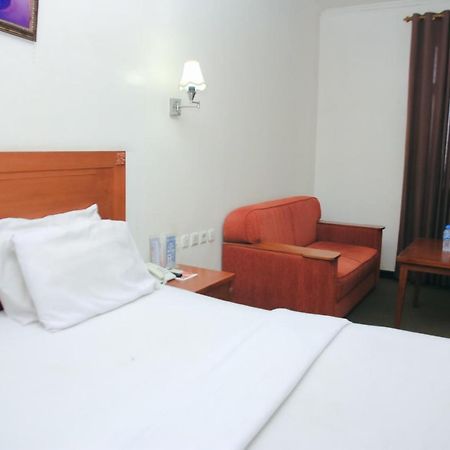 Hotel Bumi Asih Padangsidimpuan Batubelubang Eksteriør bilde