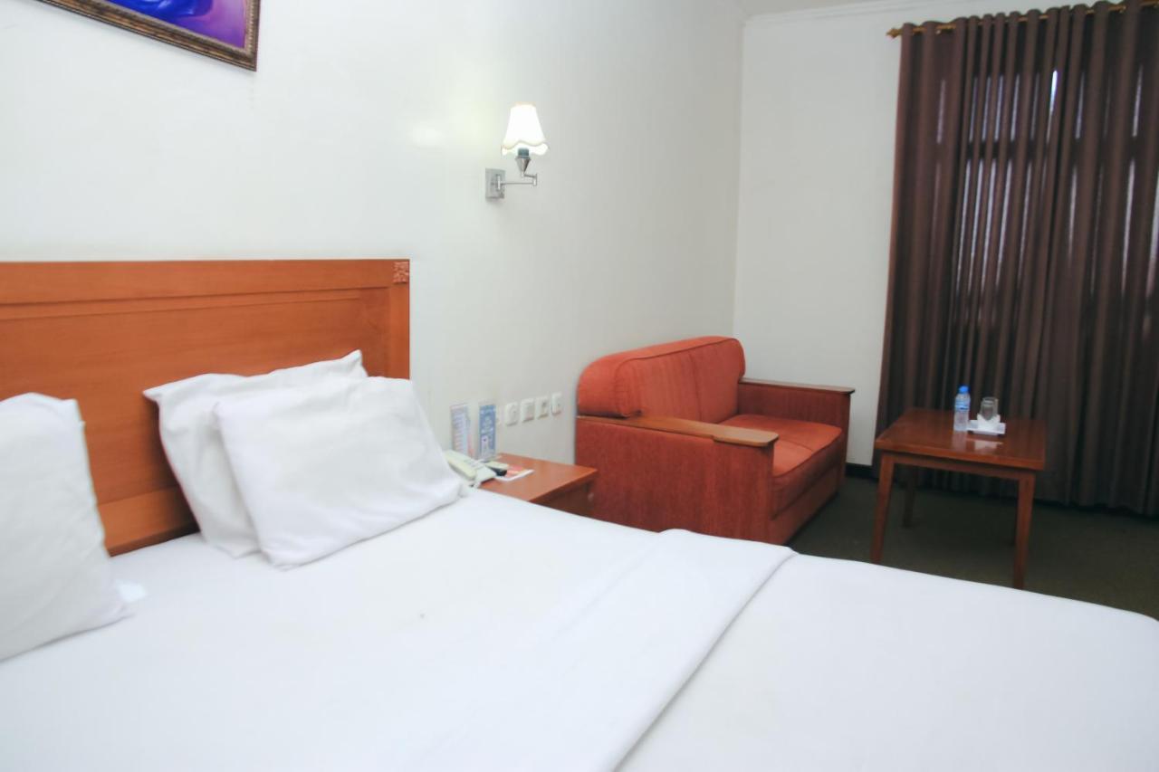 Hotel Bumi Asih Padangsidimpuan Batubelubang Eksteriør bilde