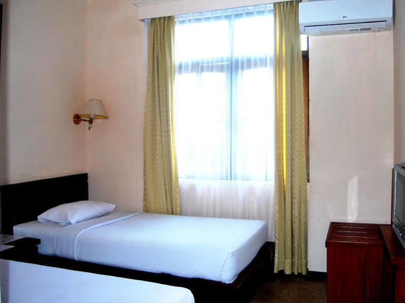Hotel Bumi Asih Padangsidimpuan Batubelubang Eksteriør bilde